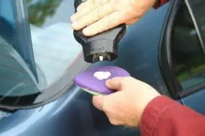 Applying Car Wax By Hand